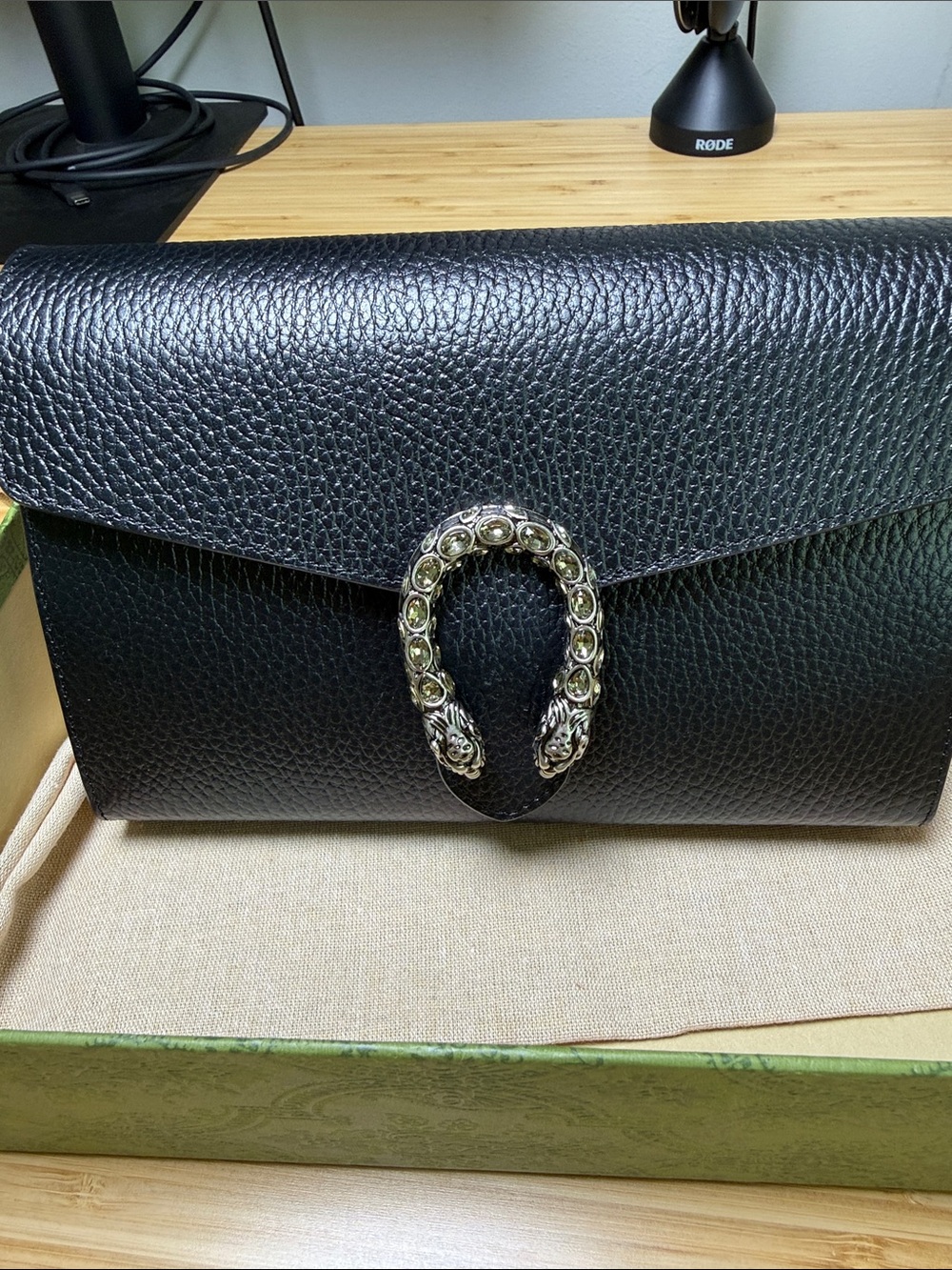 Designer Inspired Classic Black Leather Wallet of Chain - Picture 10 of 13